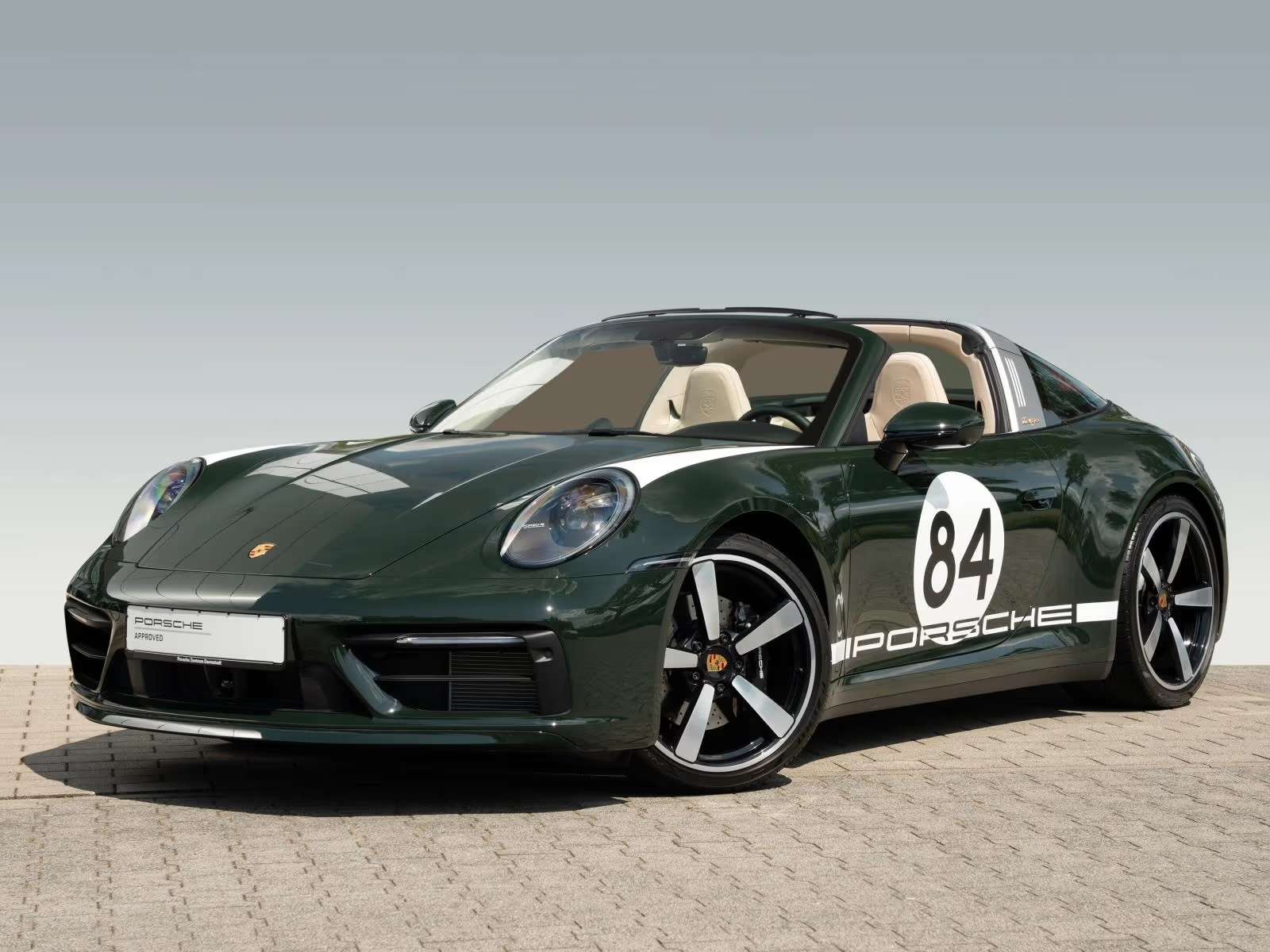 Porsche 992 Heritage Design Edition