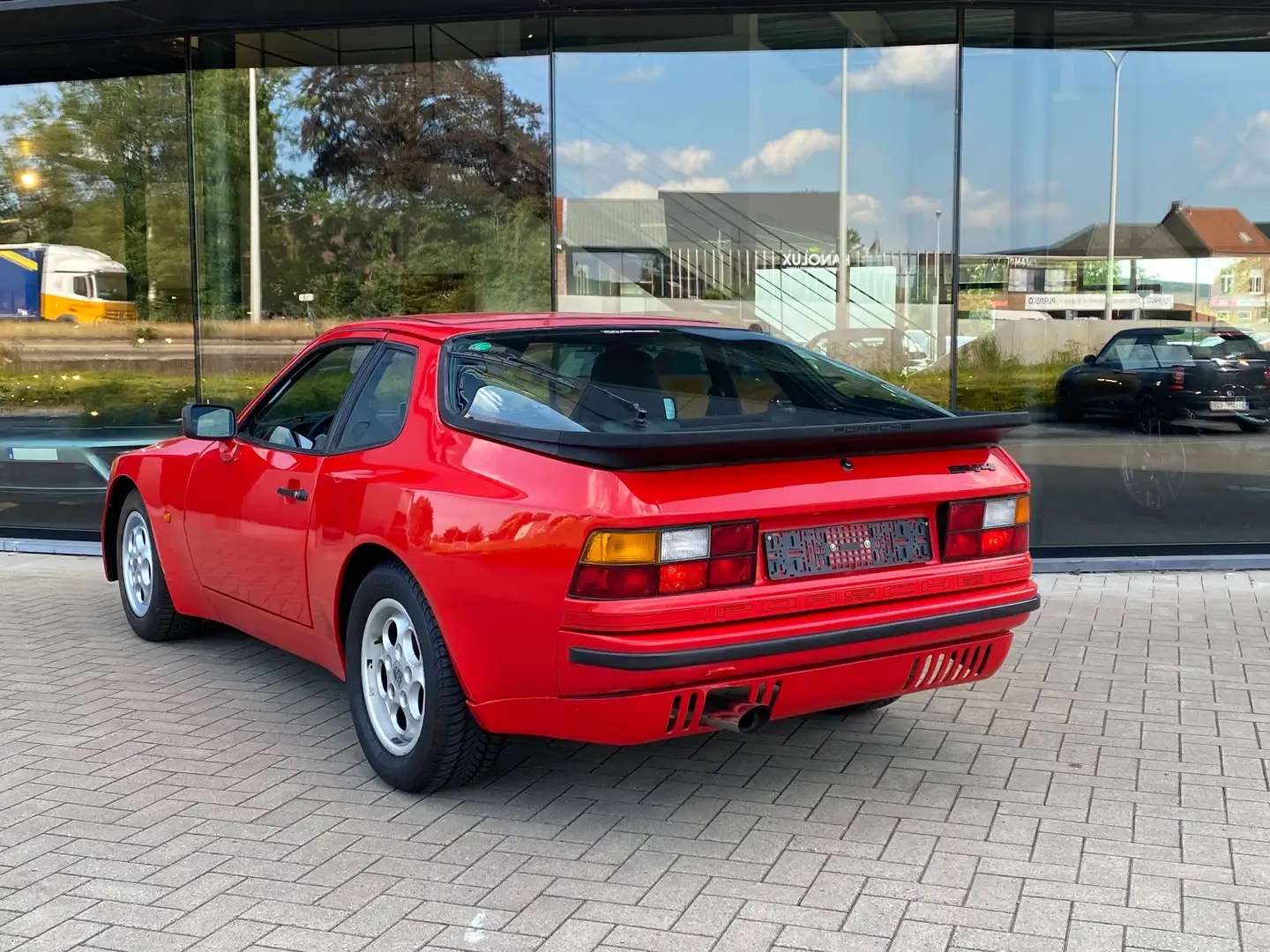 Porsche 944 Coupé 1984 - elferspot.com - Marketplace for Porsche Sports ...