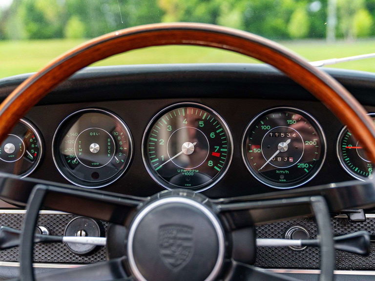 Porsche 911 S (F-Modell)