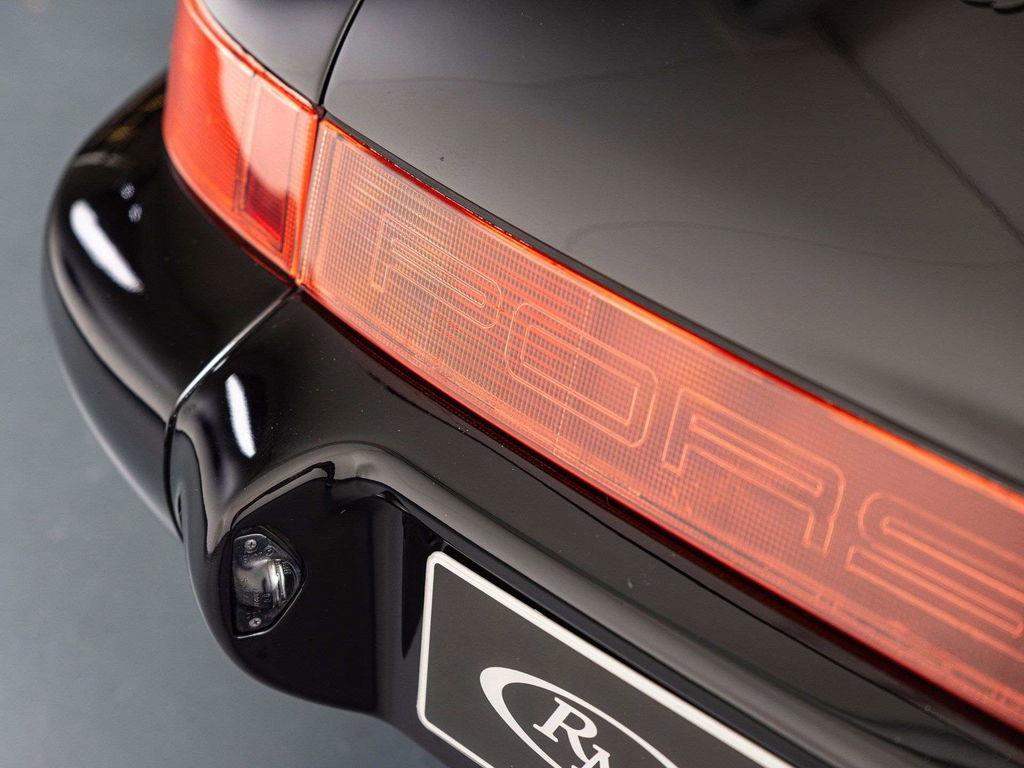 Porsche 964 Carrera RS