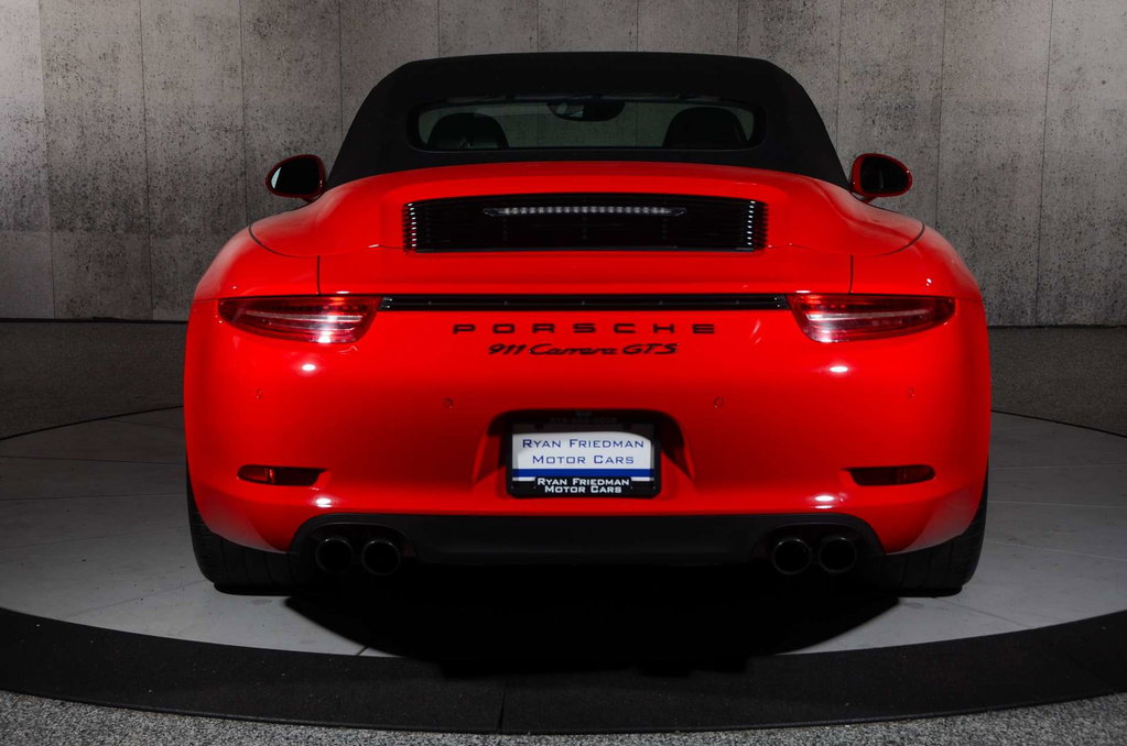 Porsche 991 Carrera GTS