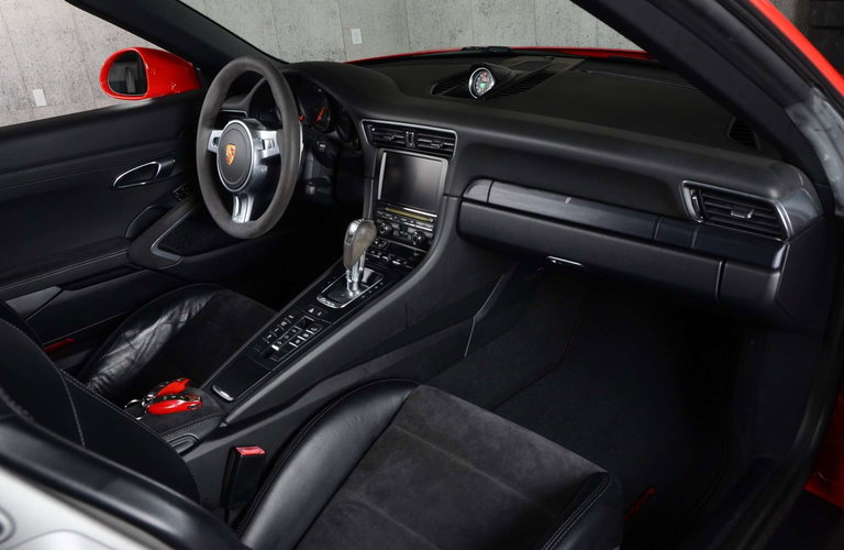 Porsche 991 Carrera GTS