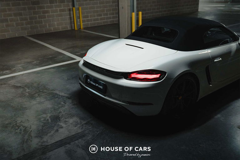 Porsche 718 Boxster