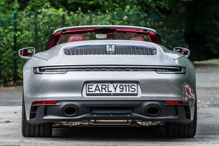 Porsche 992 Carrera GTS