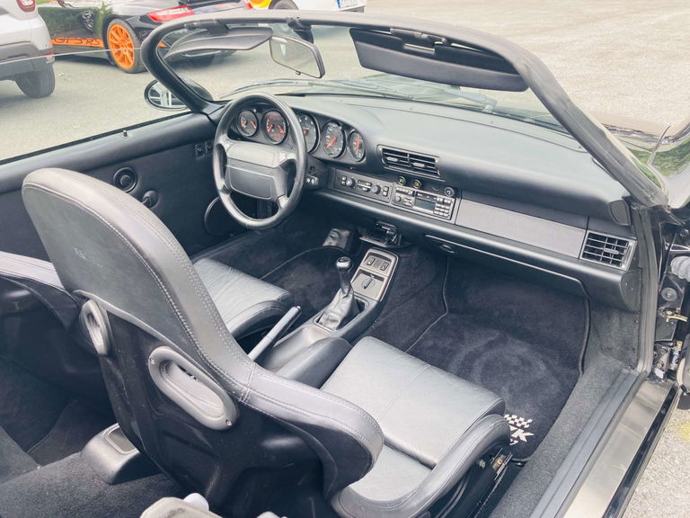 Porsche 964 Carrera 2 Speedster