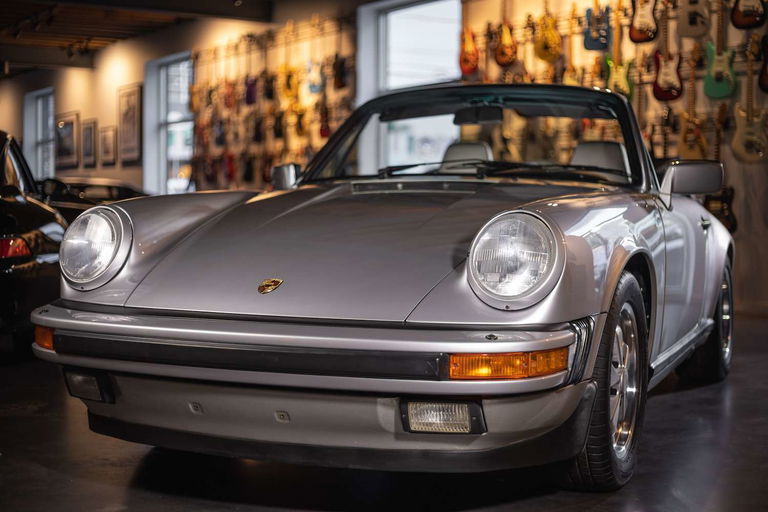 Porsche 911 Carrera 3.2
