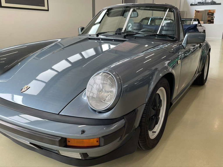 Porsche 911 Carrera 3.2