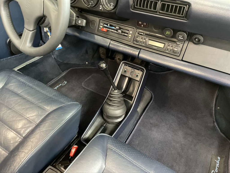 Porsche 911 Carrera 3.2