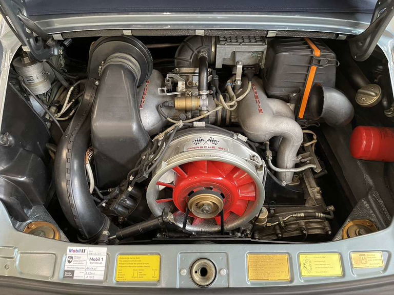 Porsche 911 Carrera 3.2