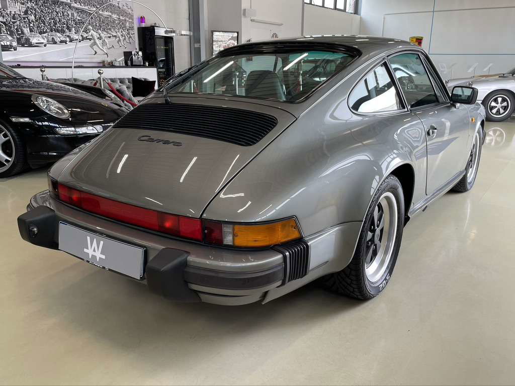 Porsche 911 Carrera 3.2 (KAT)