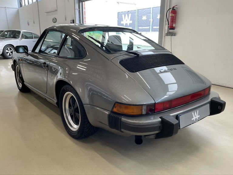Porsche 911 Carrera 3.2 (KAT)