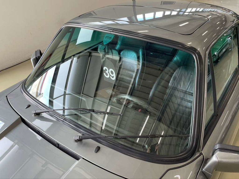 Porsche 911 Carrera 3.2 (KAT)