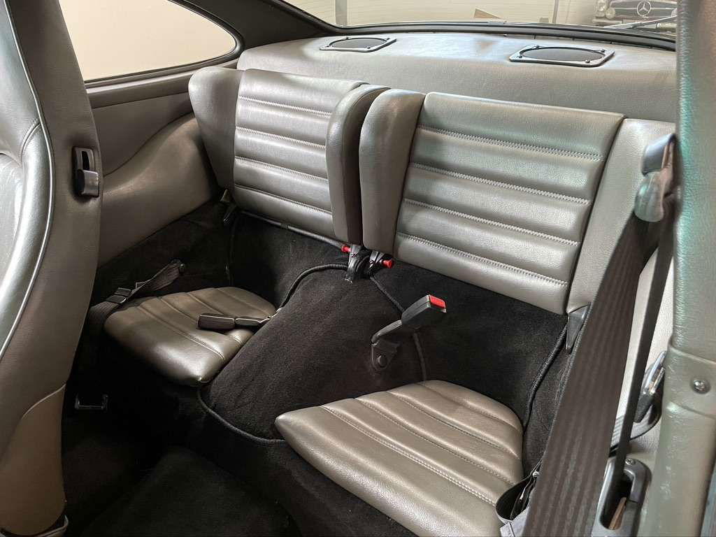 Porsche 911 Carrera 3.2 (KAT)