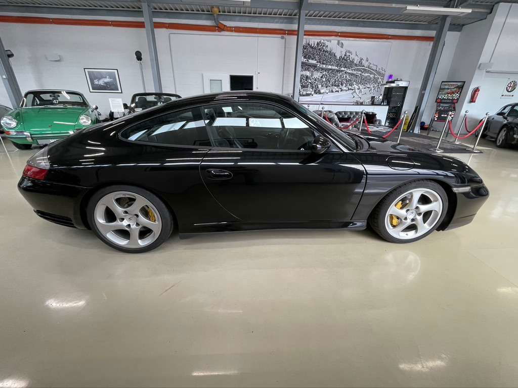 Porsche 996 Carrera 4S