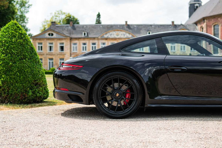 Porsche 991.2 Carrera GTS