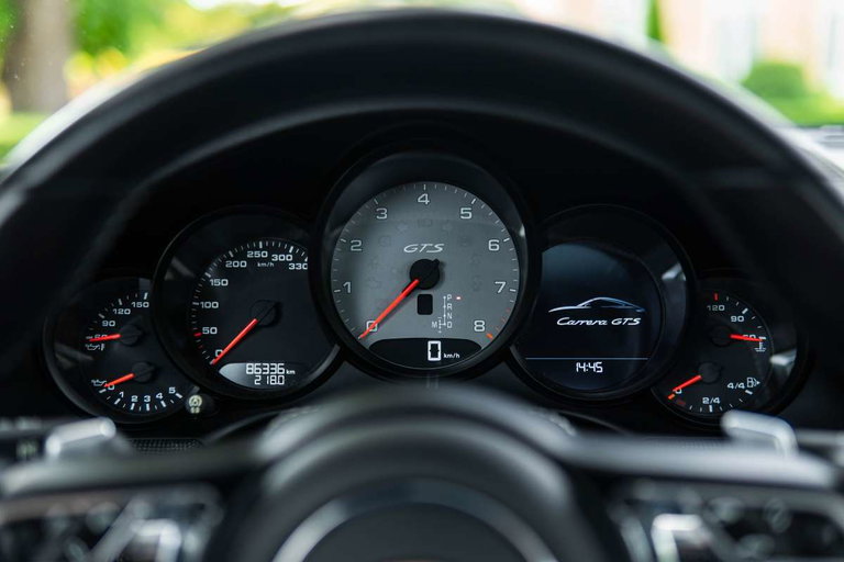 Porsche 991.2 Carrera GTS