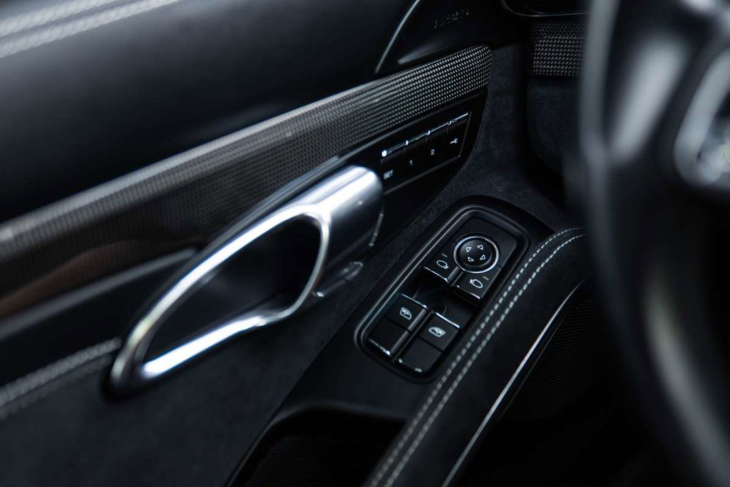 Porsche 991.2 Carrera GTS