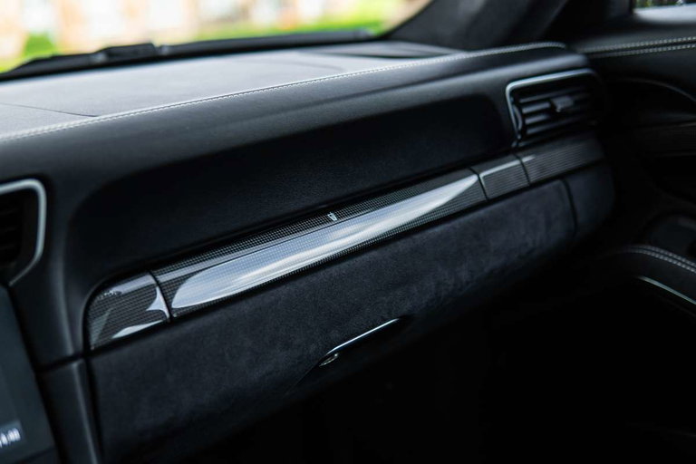 Porsche 991.2 Carrera GTS