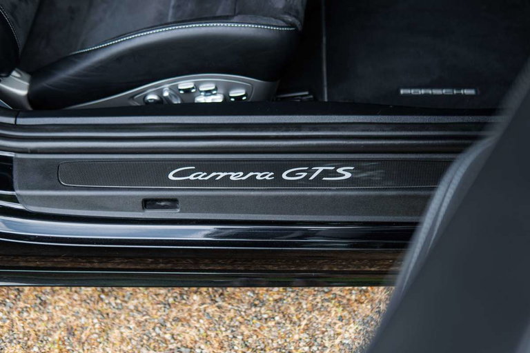 Porsche 991.2 Carrera GTS