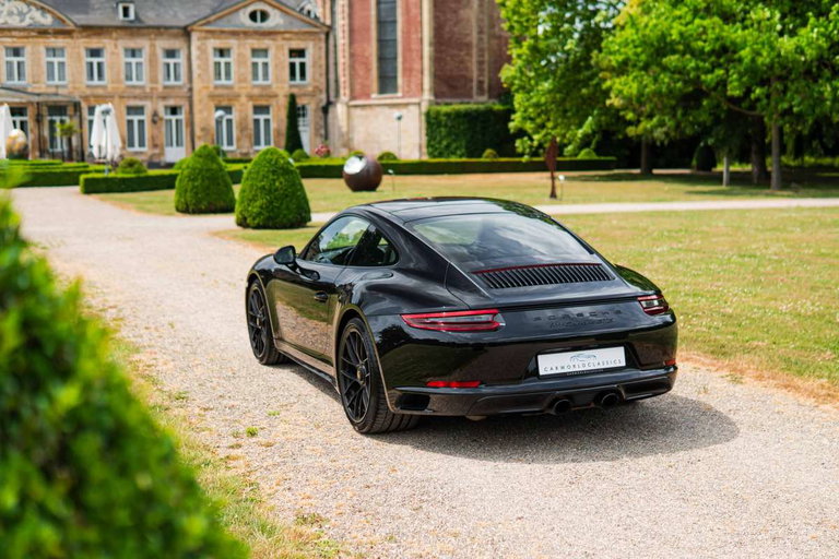 Porsche 991.2 Carrera GTS