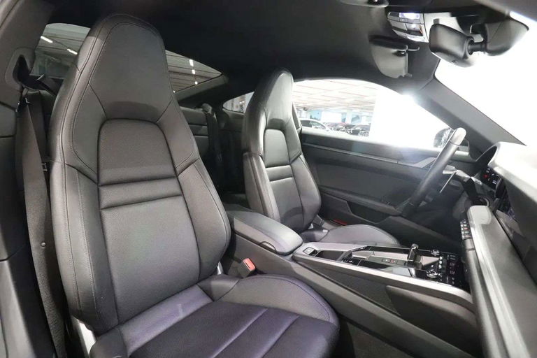 Porsche 992 Carrera S