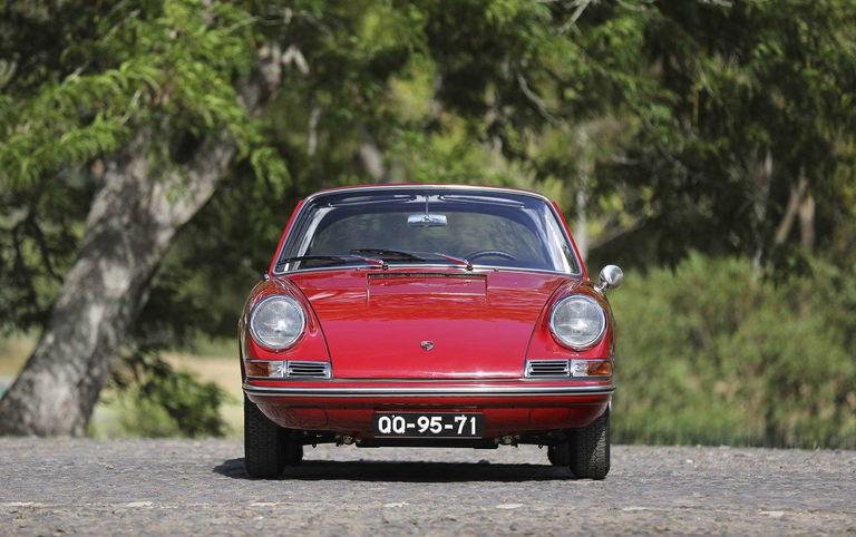 Porsche 911 S (F-Modell)