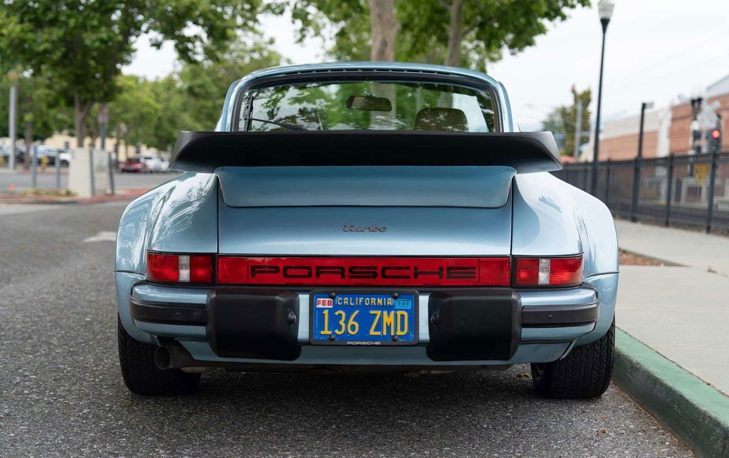 Porsche 911 Turbo 3.3 (US)