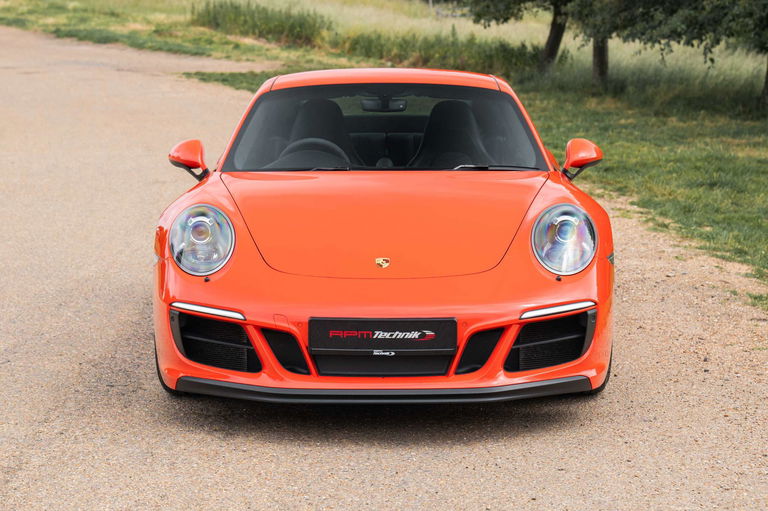 Porsche 991.2 Carrera GTS