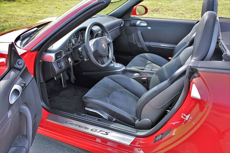 Porsche 997.2 Carrera GTS