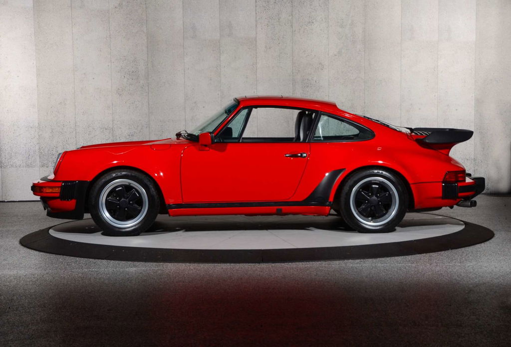 Porsche 911 Turbo 3.3 (US)