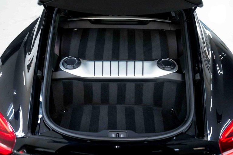 Porsche 981 Cayman GT4