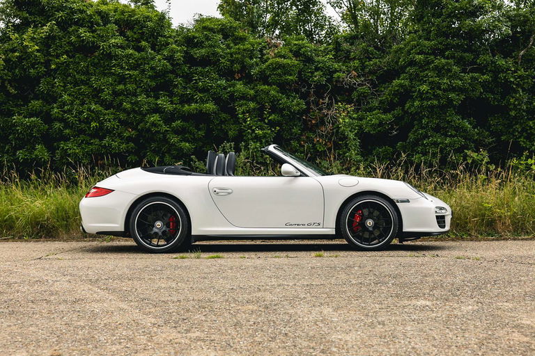 Porsche 997.2 Carrera GTS