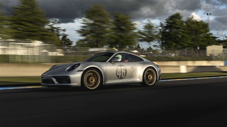 Porsche 911 Carrera GTS Le Mans Centenaire Edition Seitenansicht