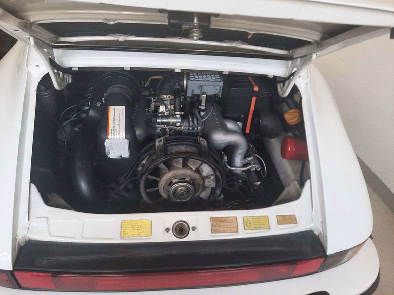 Porsche 911 Carrera 3.2