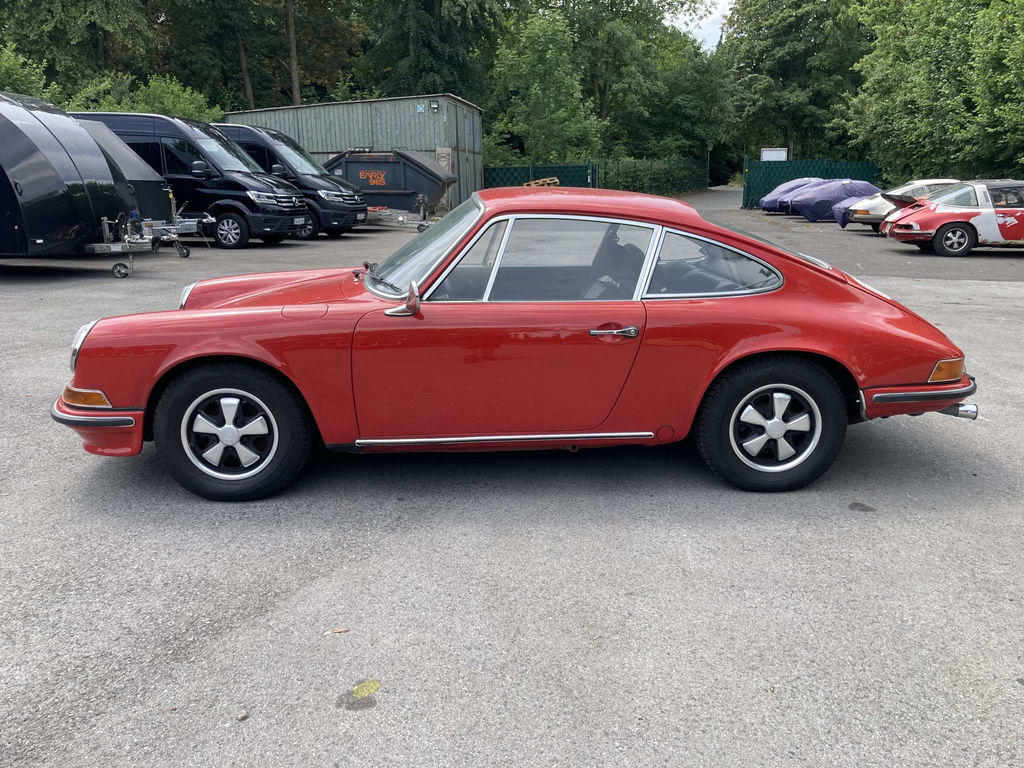 Porsche 911 T