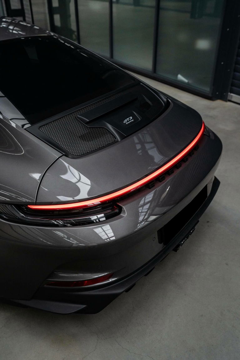 Porsche 992 GT3 Touring