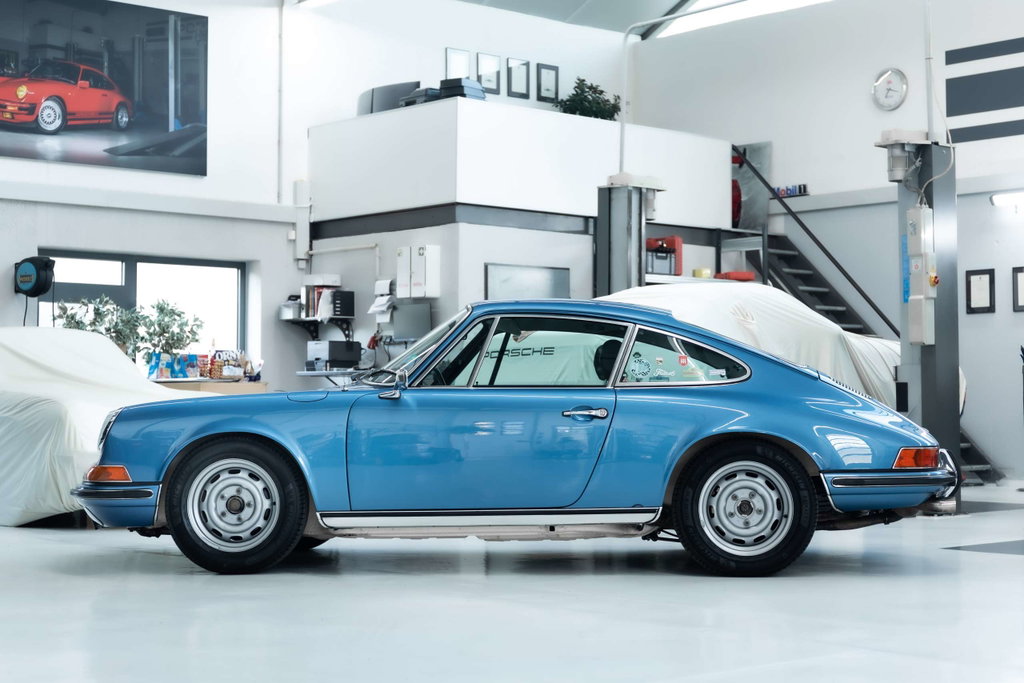 Porsche 911 T (US)