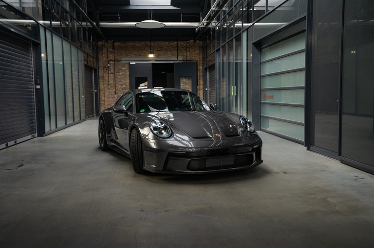 Porsche 992 GT3 Touring