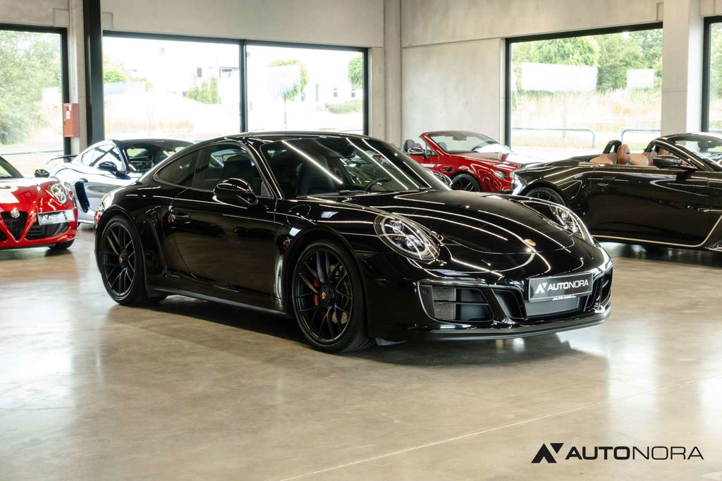 Porsche 991.2 Carrera 4 GTS