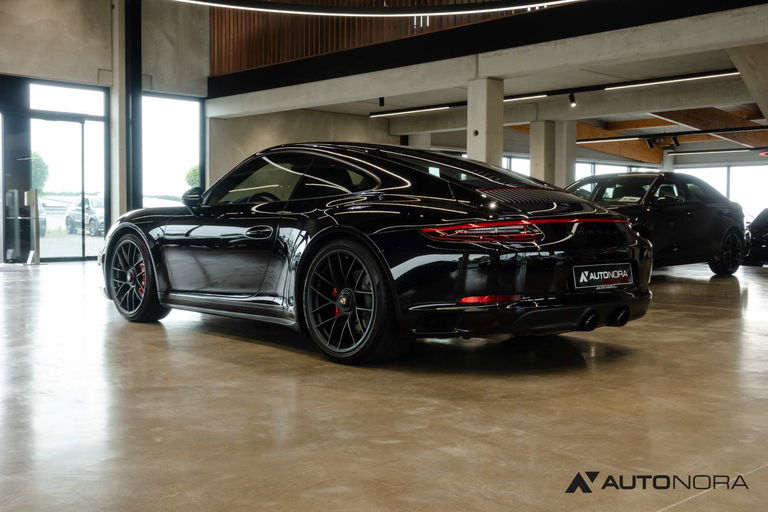Porsche 991.2 Carrera 4 GTS