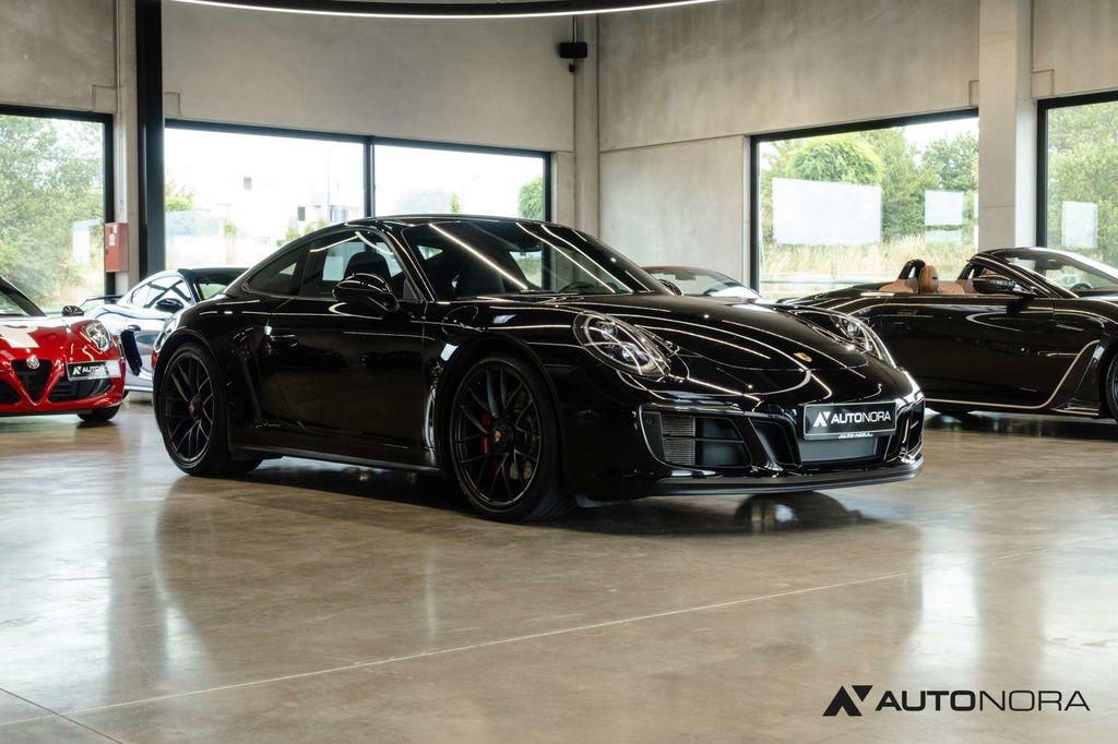 Porsche 991.2 Carrera 4 GTS