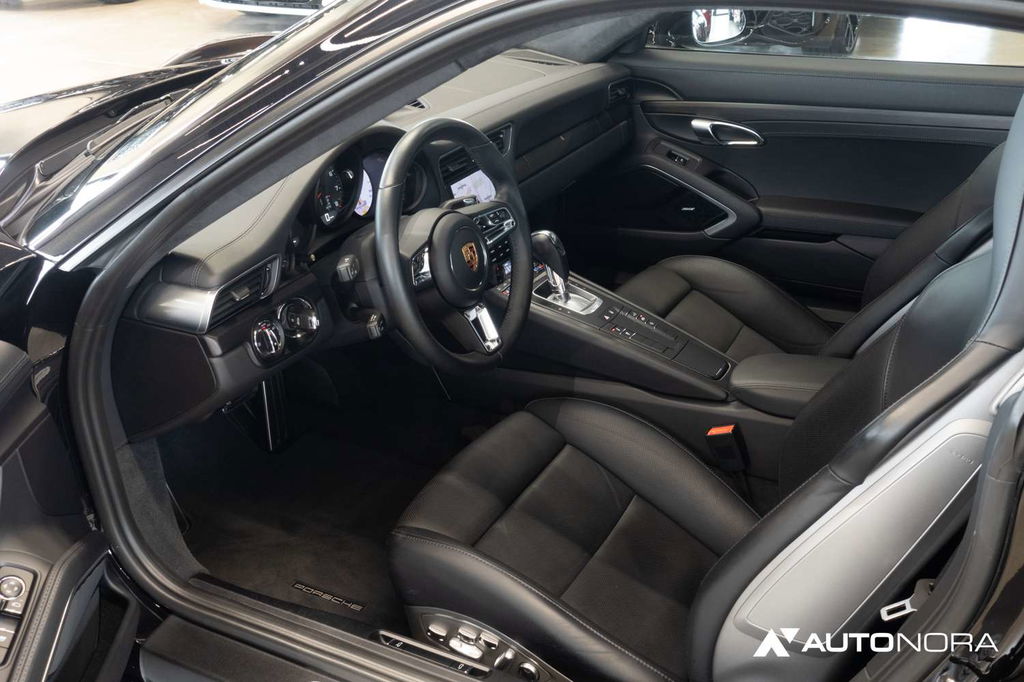 Porsche 991.2 Carrera 4 GTS