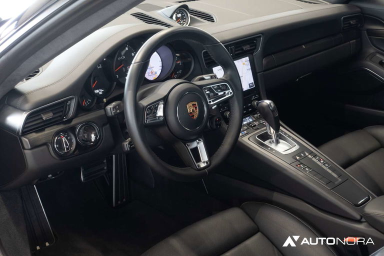 Porsche 991.2 Carrera 4 GTS