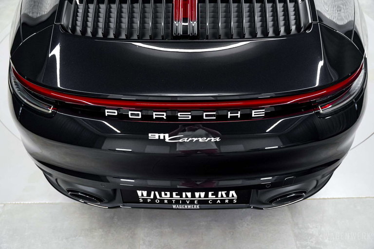Porsche 992 Carrera