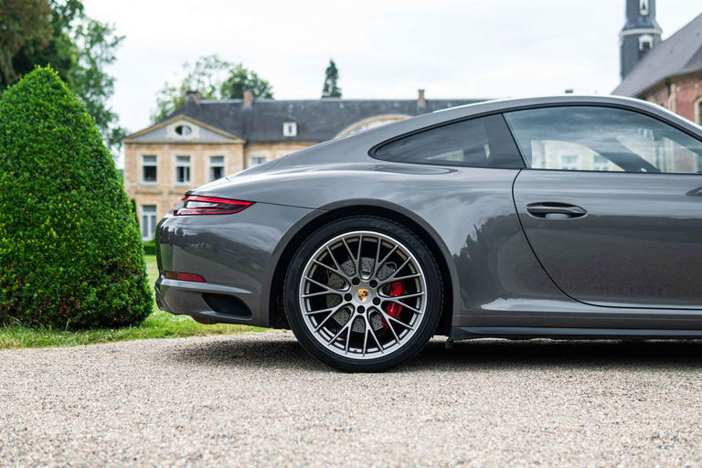 Porsche 991.2 Carrera 4S