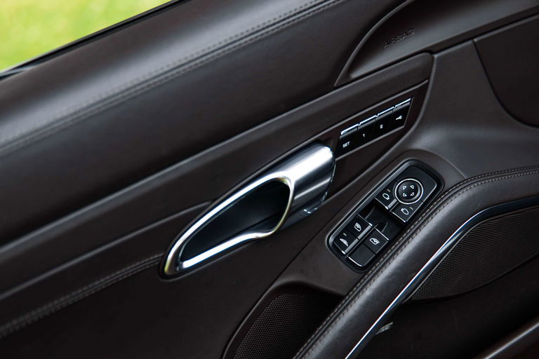 Porsche 991.2 Carrera 4 GTS