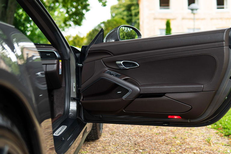 Porsche 991.2 Carrera 4 GTS