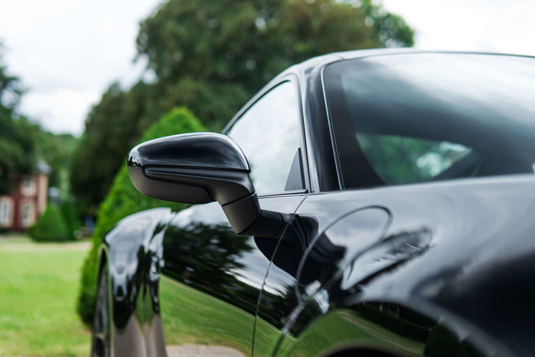 Porsche 992 Carrera 4