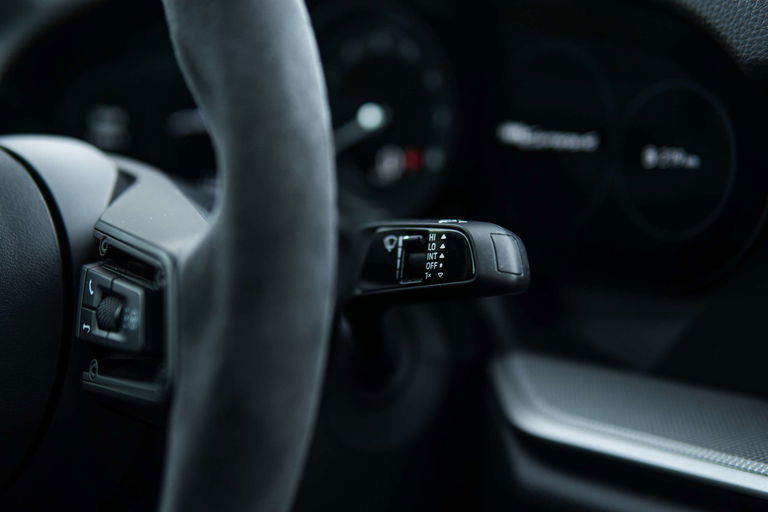 Porsche 992 Carrera 4