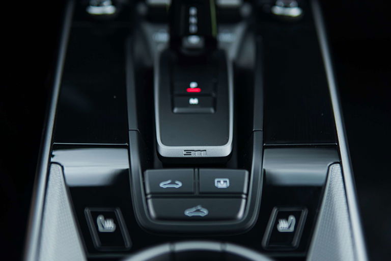 Porsche 992 Carrera 4